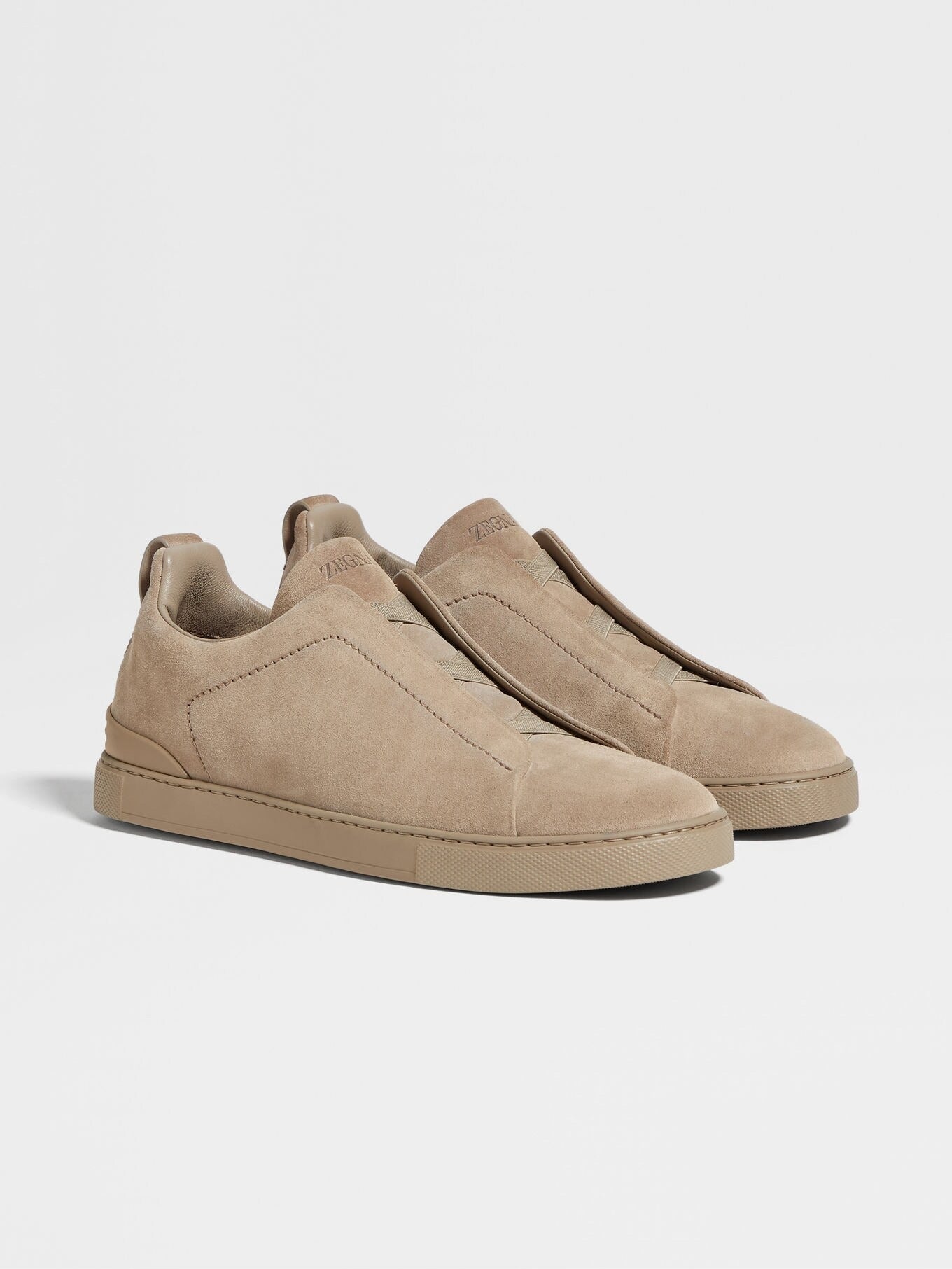 Triple Stitch Gamuza Slip-On Zapatilla – Beige claro