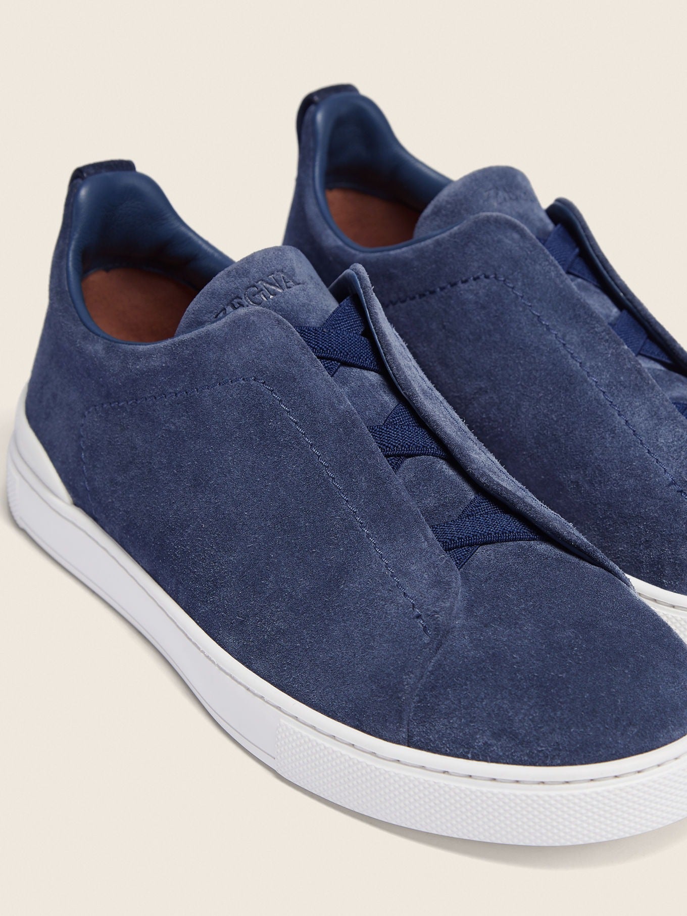 Triple Stitch Gamuza Slip-On Zapatilla – Azul utility