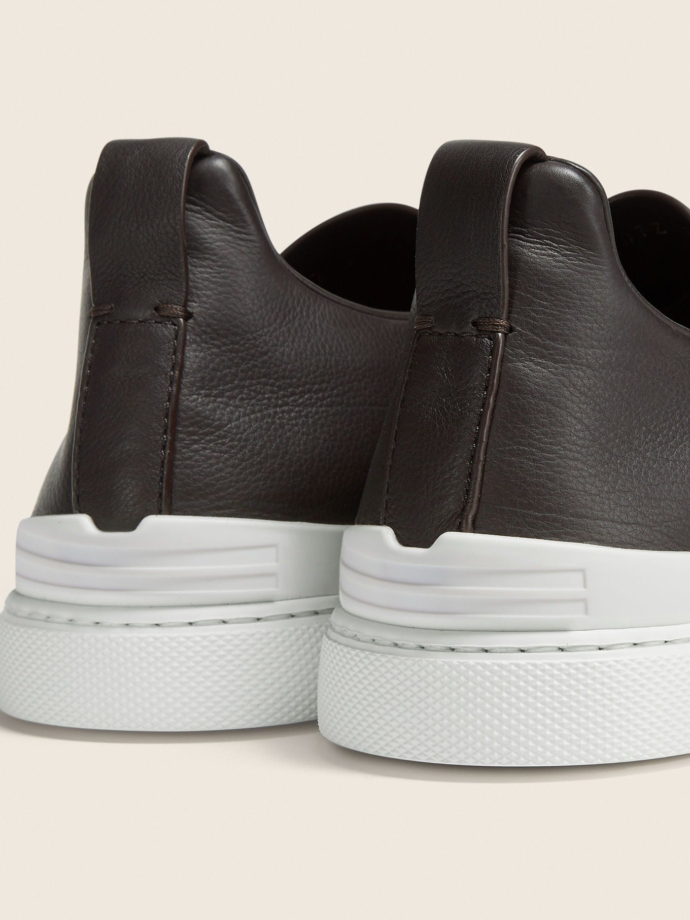 Triple Stitch SECONDSKIN Slip-On Zapatilla - Marrón