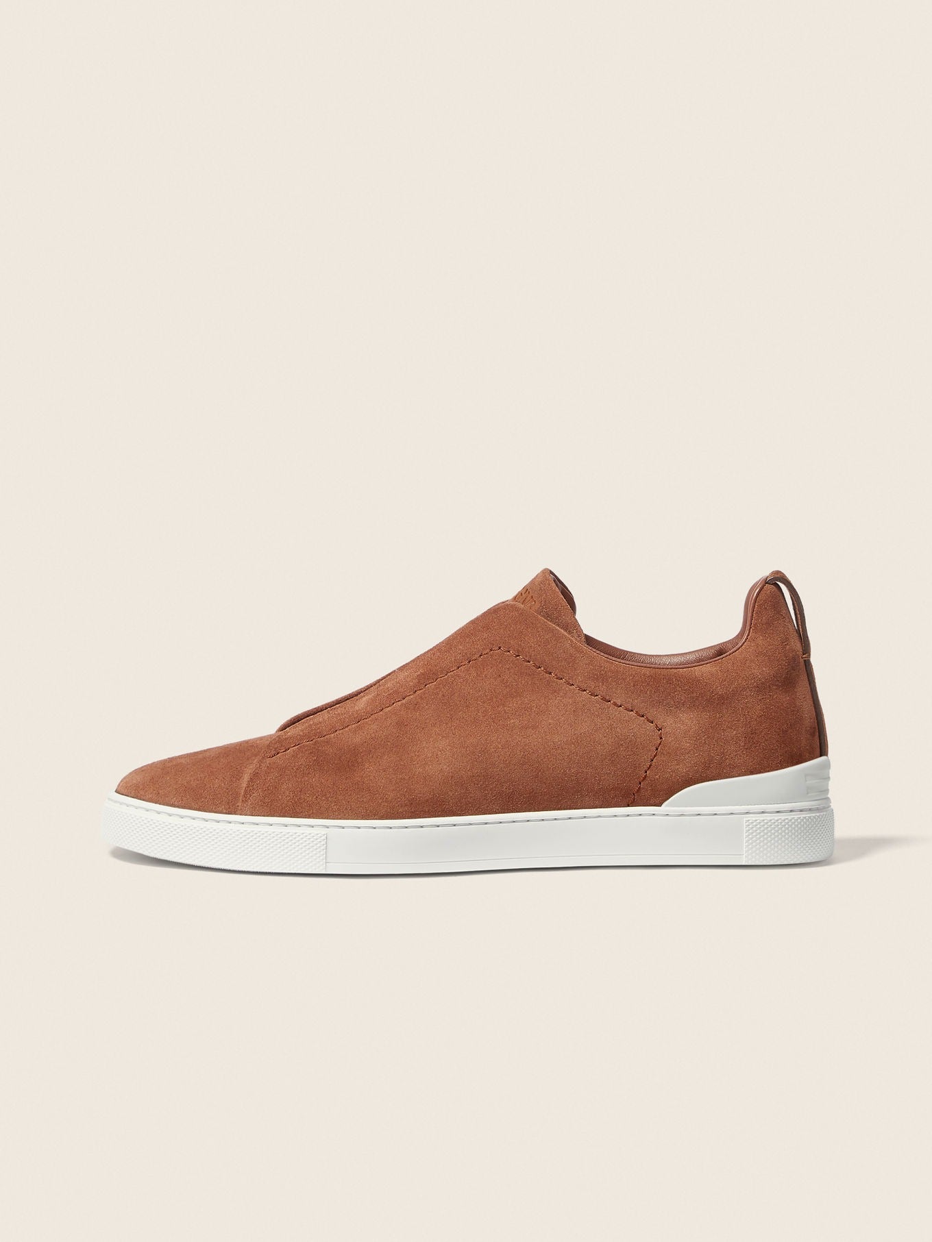 Triple Stitch Gamuza Slip-On Zapatilla – Tabaco