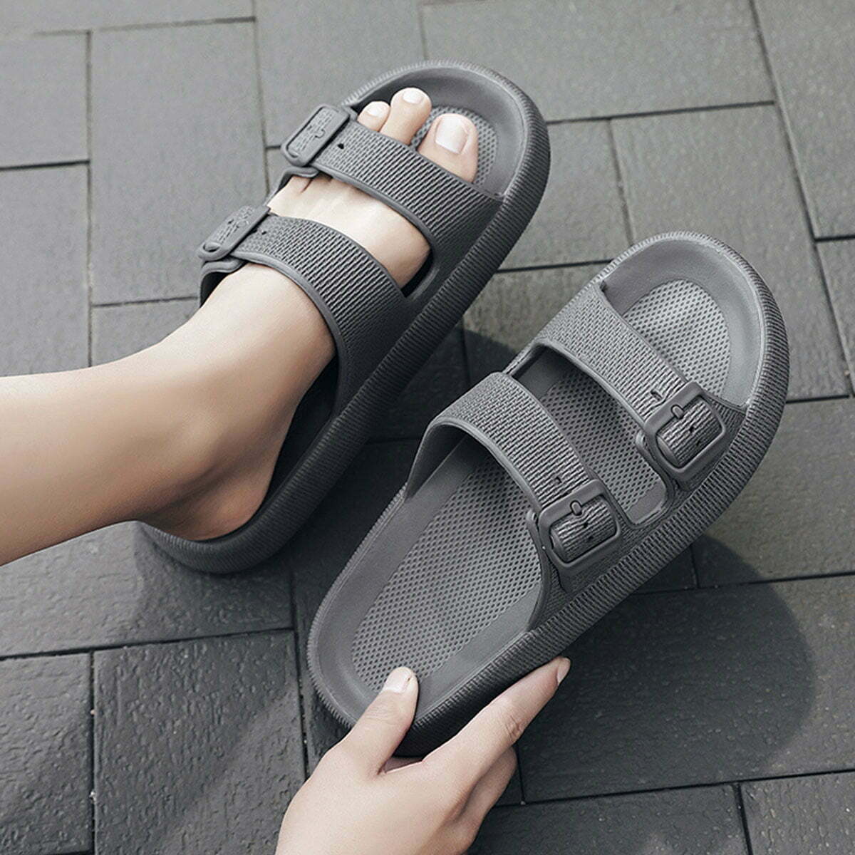 Sandalias con Hebillas Ajustables y Suela Antideslizante - Gris
