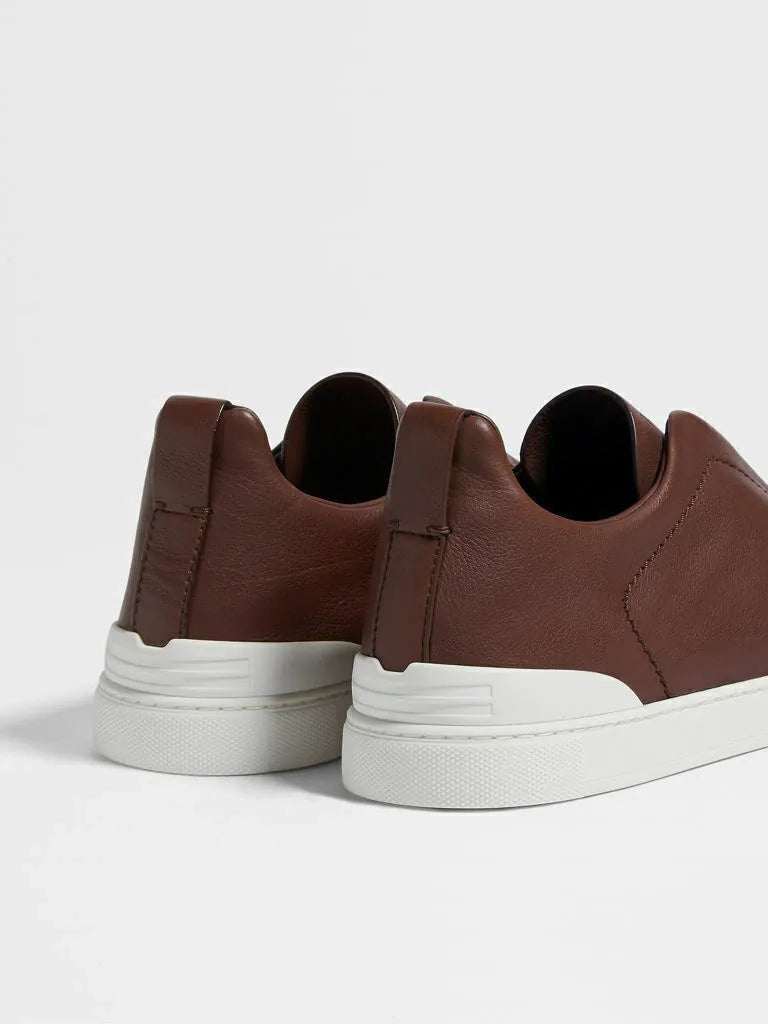 Triple Stitch Cuero Zapatillas – Marrón