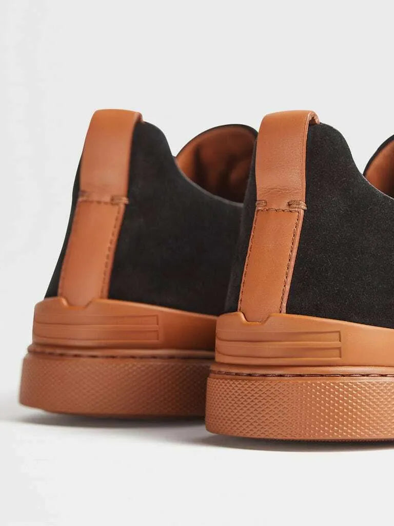 Triple Stitch Gamuza Cuero Zapatillas – Negro/Marrón