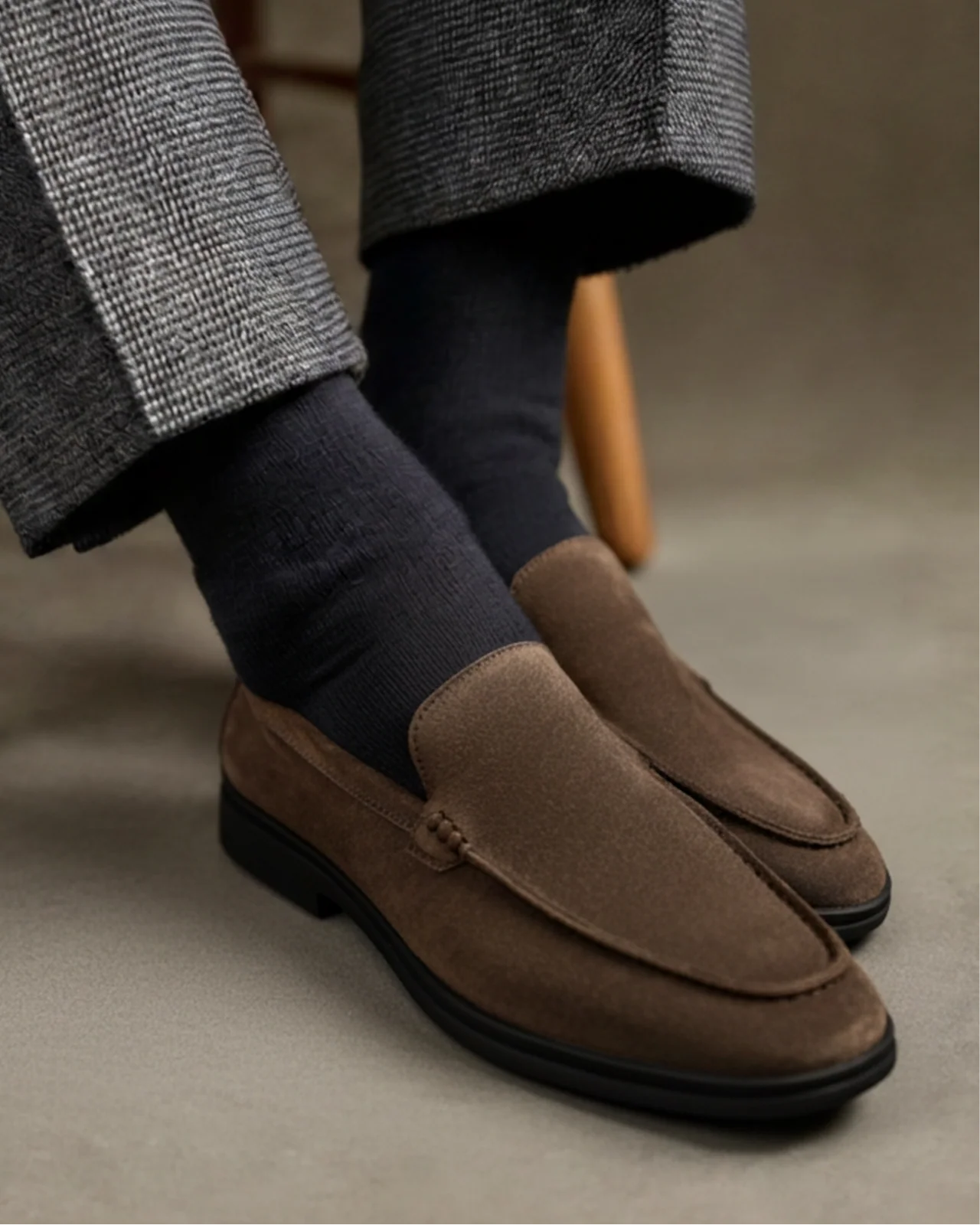 Luxe Gamuza Loafers - Oliva