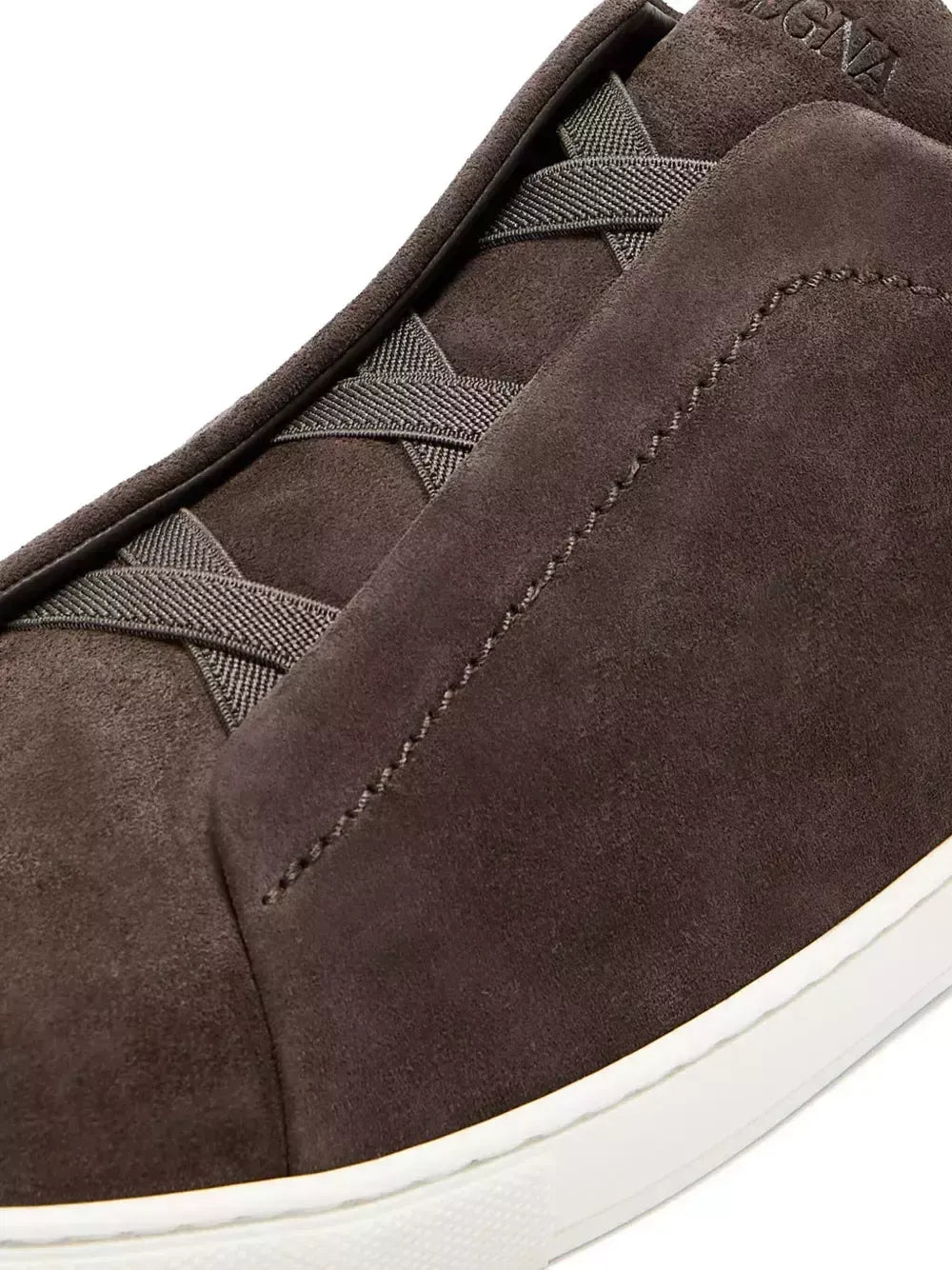 Triple Stitch Gamuza Zapatillas – Marrón oscuro
