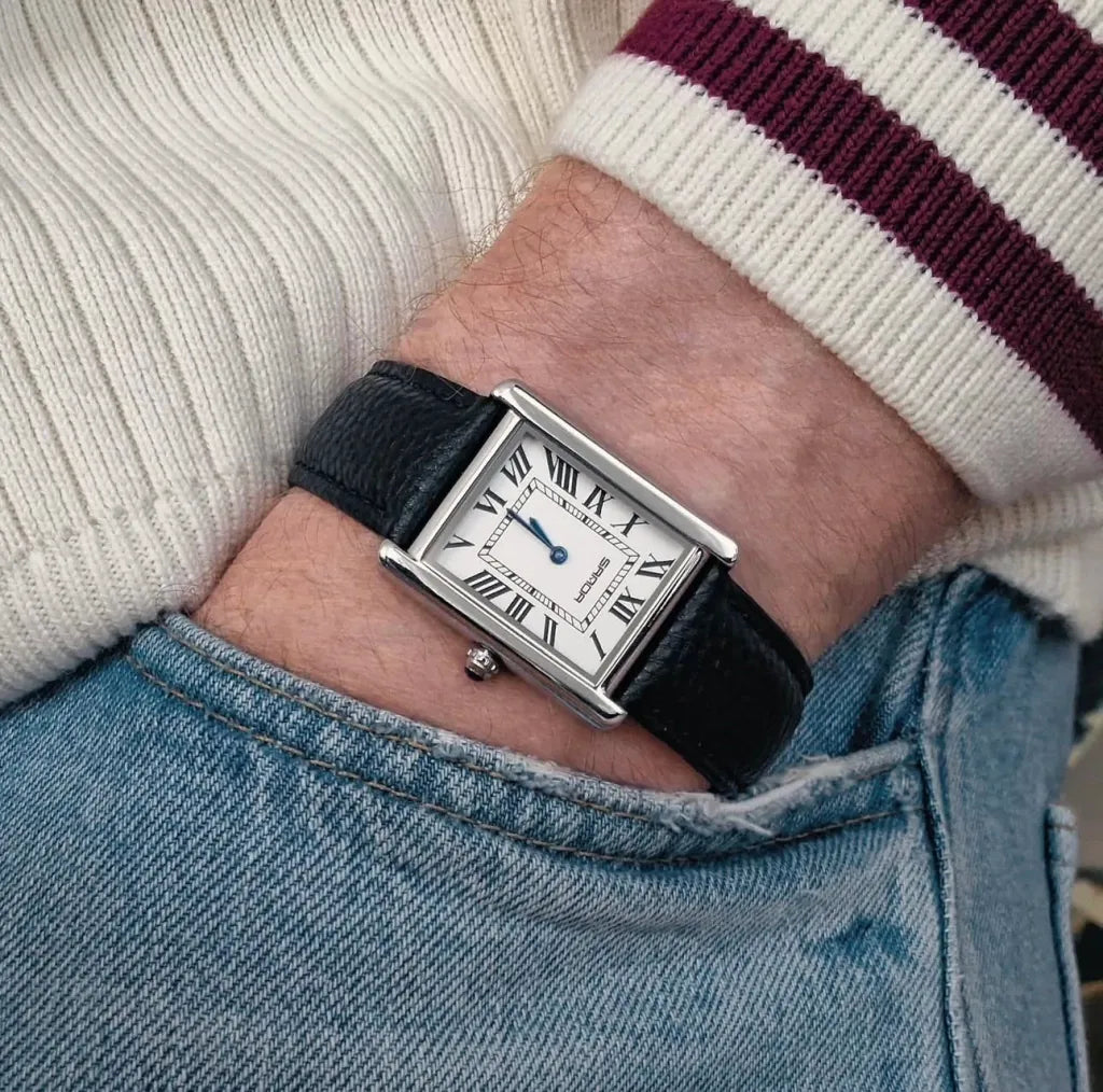 Reloj Rectangular Romano - Negro