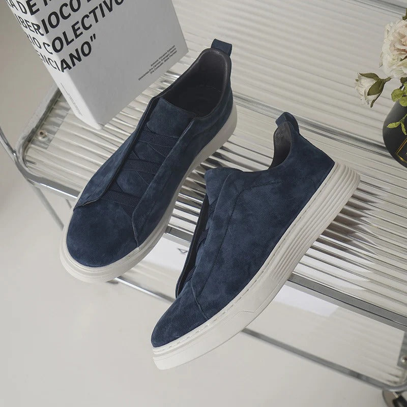 Tenis Confort en Camurça - Azul Marino