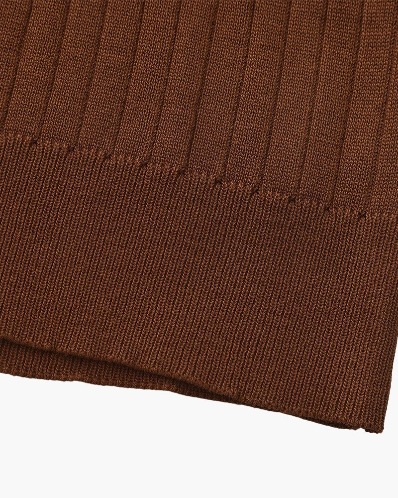 Polo de Punto Acanalado – Marrón