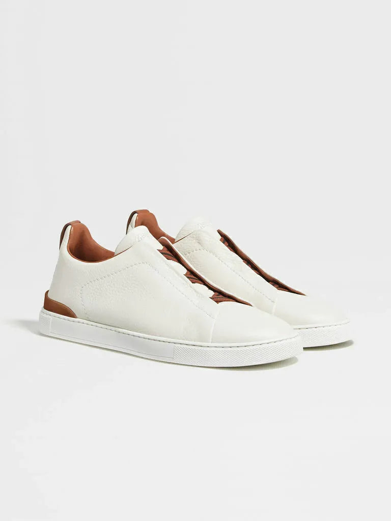 Triple Stitch Cuero Zapatillas – Blanco/Marrón